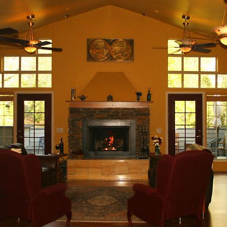 Lucinda'S Country Inn Somerset Экстерьер фото